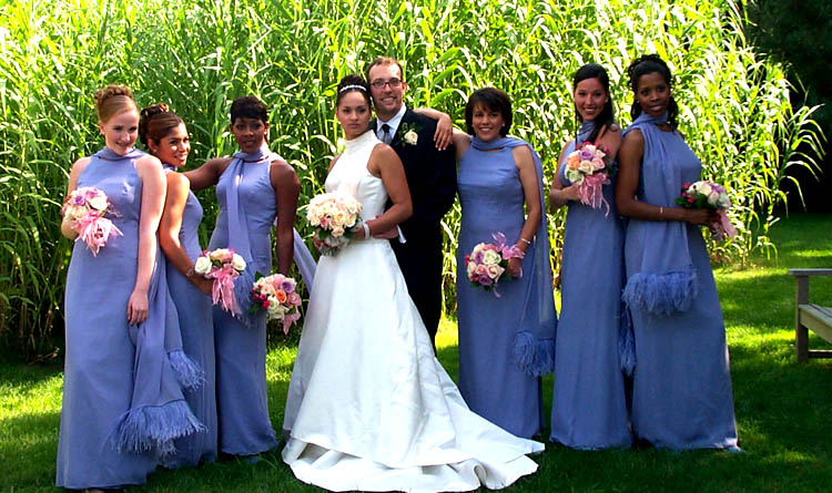 48bride and bridesmaids